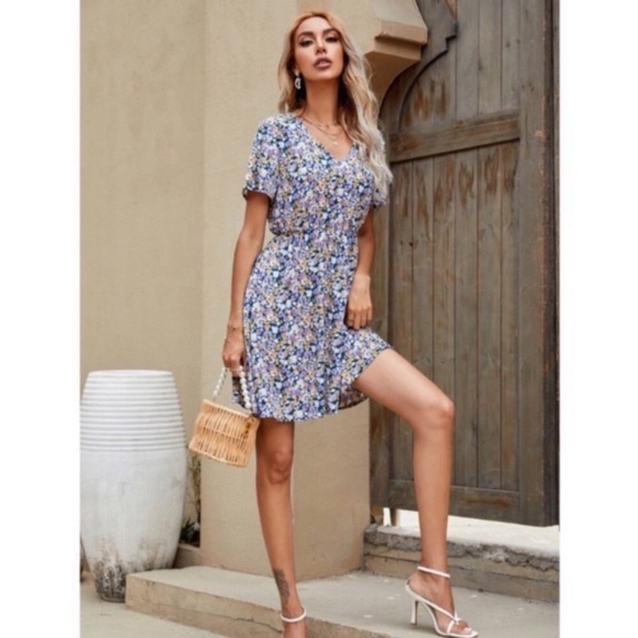 V NECK FLOWER PRINT A LINE DRESS - Picture 2 of 9